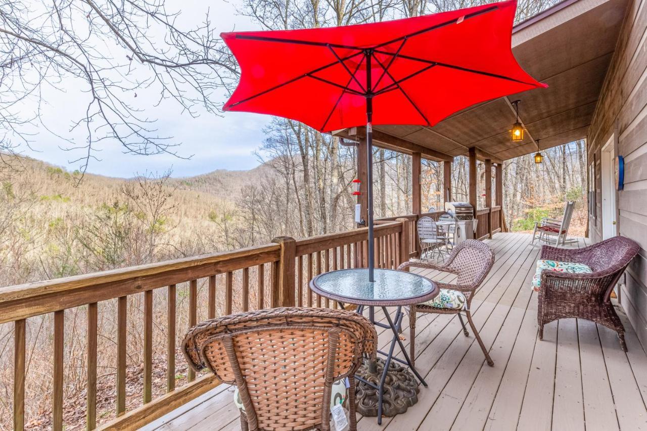 Tree Top Cabin Sylva Exterior photo